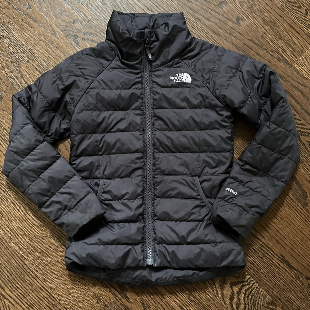 Girls 550 North Face Puffer size Small 7/8